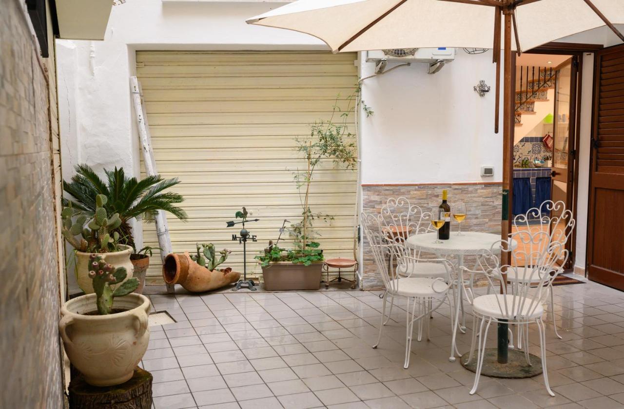 Daria'S Home Apartament Palermo Exteriör bild