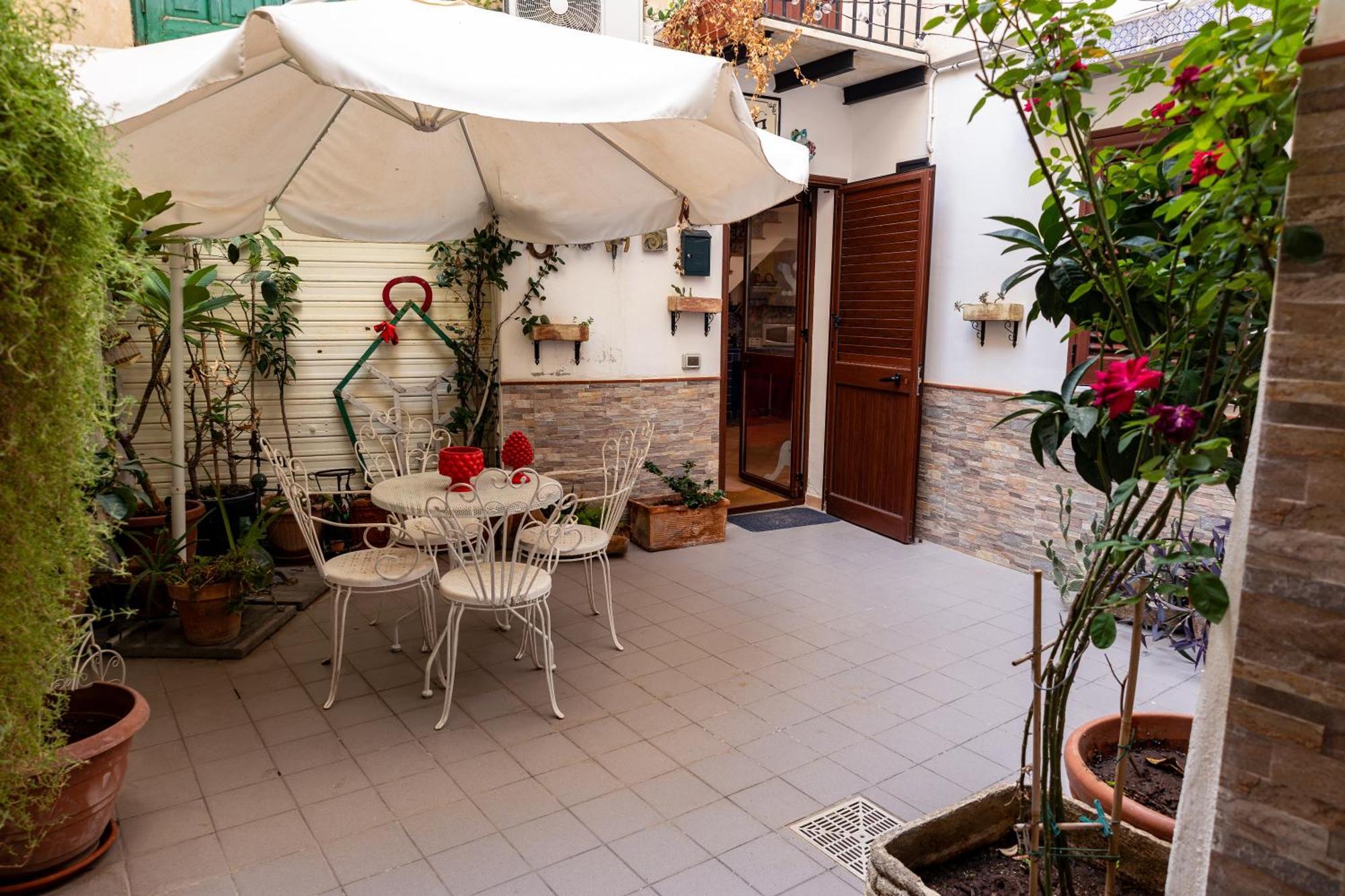Daria'S Home Apartament Palermo Exteriör bild